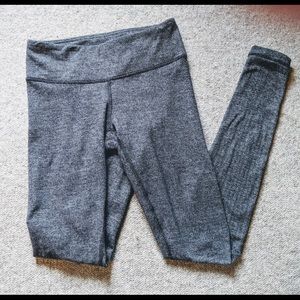 Classic Lululemon houndstooth wunder unders